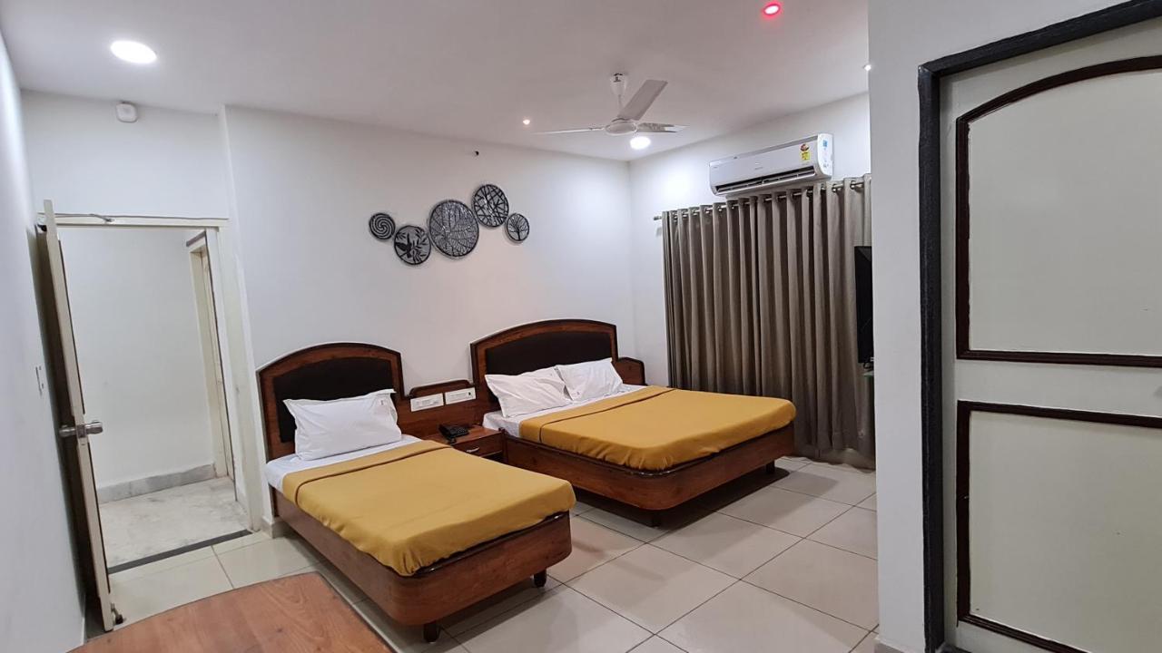 Hotel Tirth Ankleshwar 외부 사진